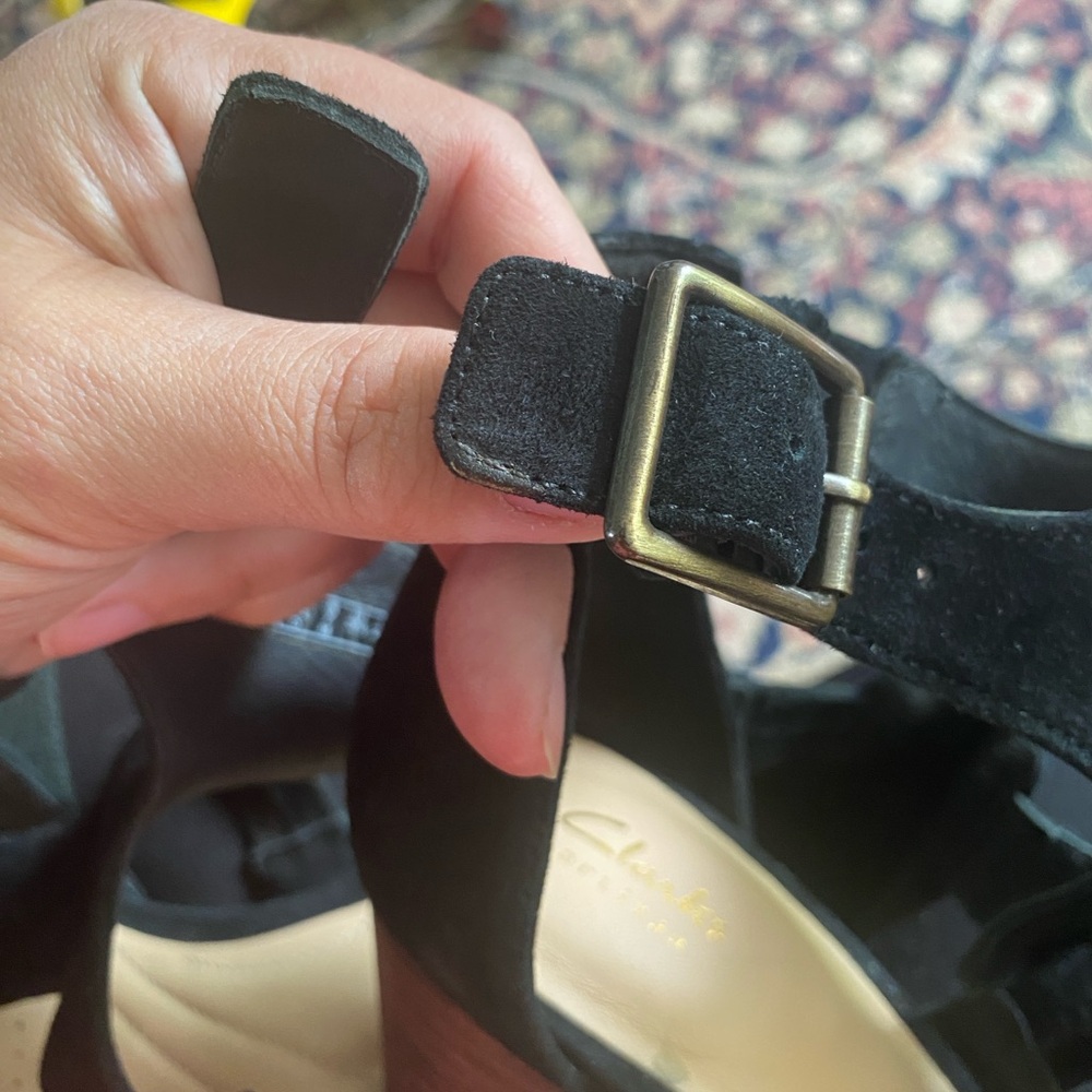 Clarks suede heeled sandals black 7 - Picture 11 of 13